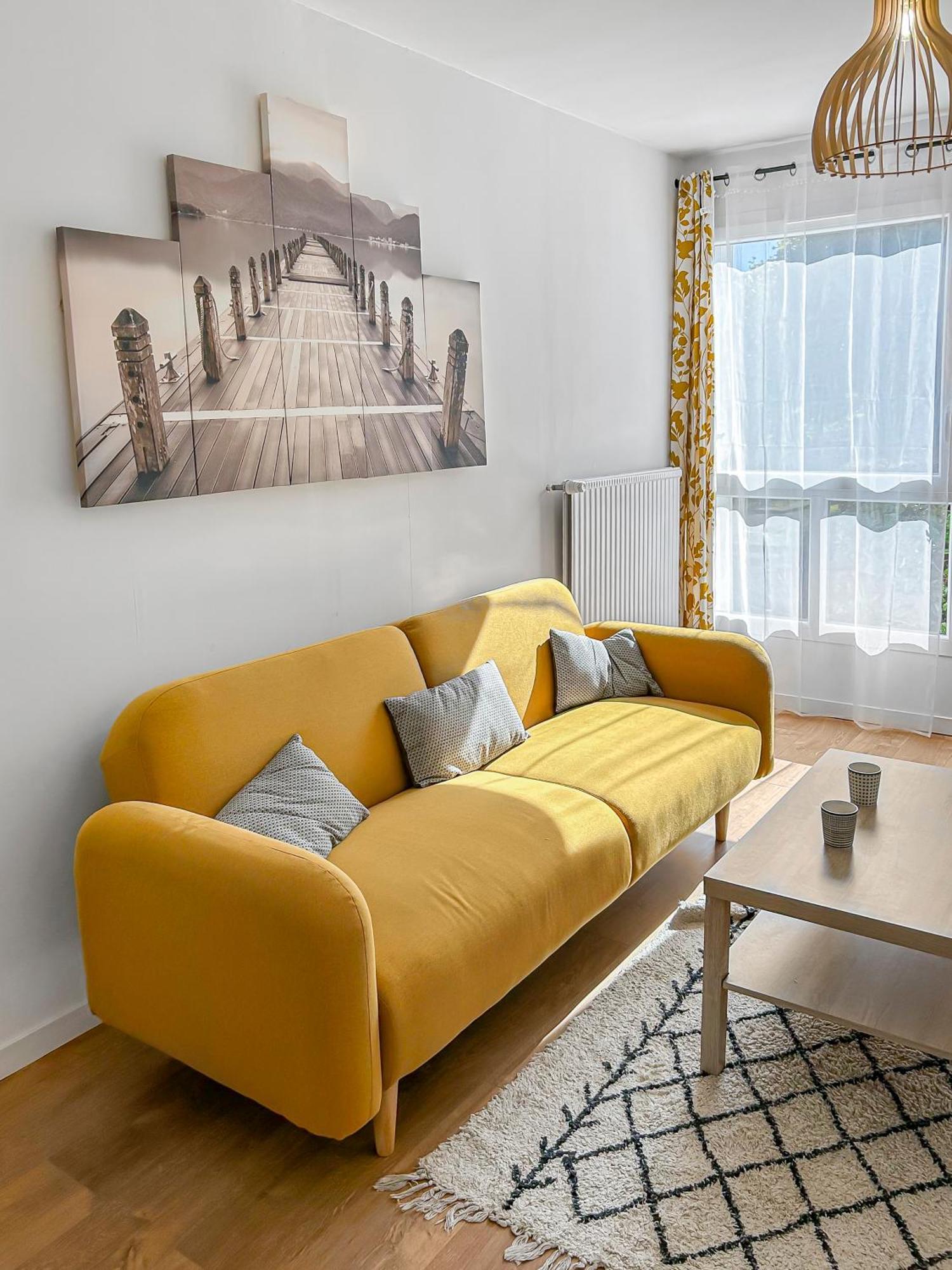 Appartement Lumineux, Wi-Fi Et Parking Prive 니오르 외부 사진